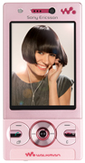 Front image of Sony Ericsson W705